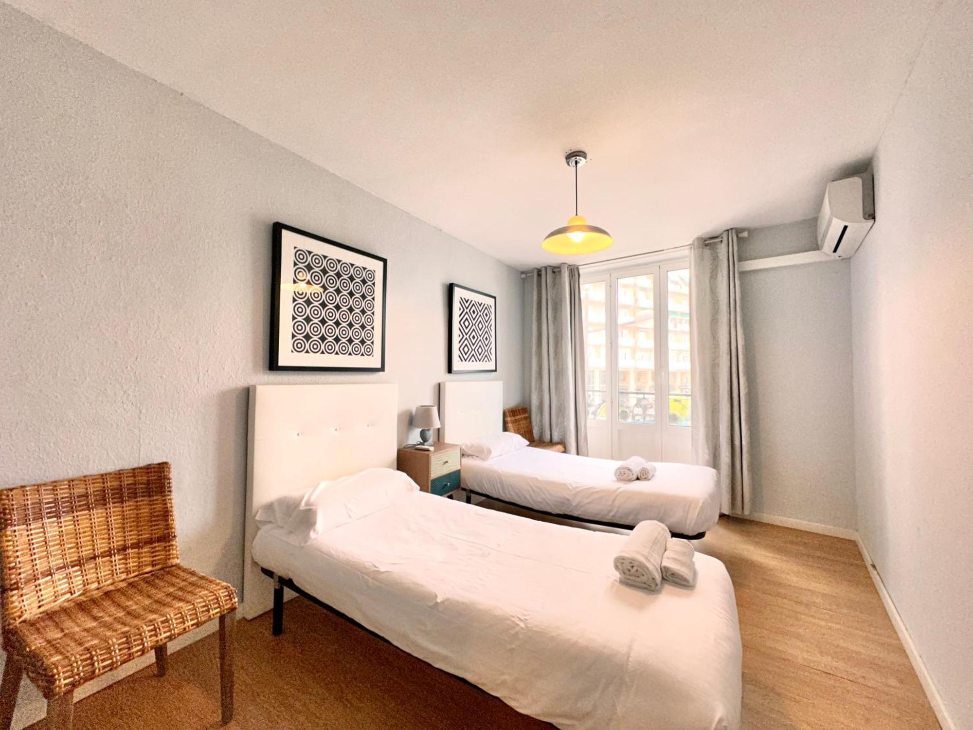 New Calabuig Apartaments Valencia Bagian luar foto