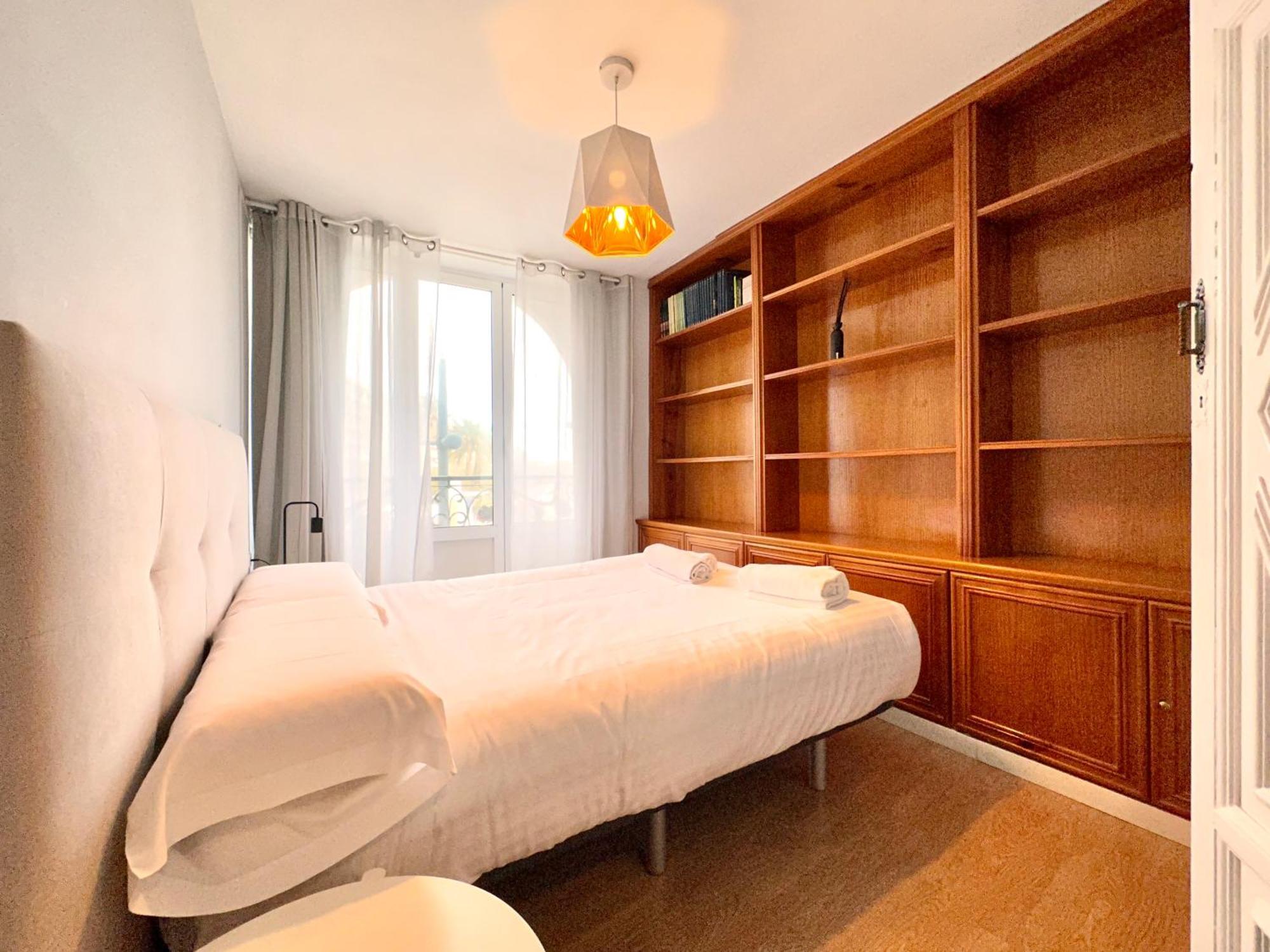 New Calabuig Apartaments Valencia Bagian luar foto